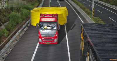 大货车企图在服务区“甩挂”逃费？罚！