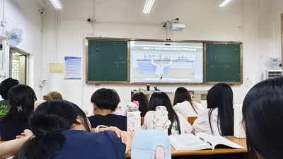 早八已上线！大学生开学焦虑怎么破？ 化“焦虑”为成长动力