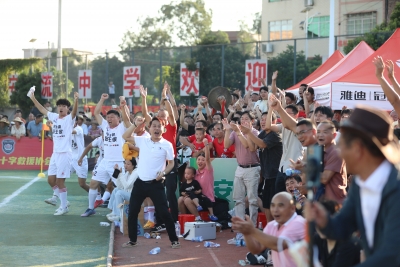 五华“县超”半决赛烽火双响！卫冕冠军闪电破门，横陂主场三球完胜