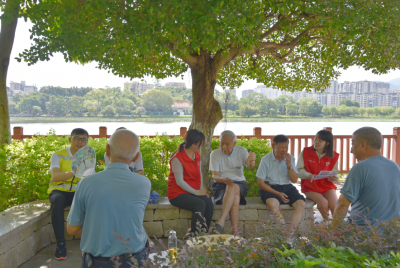 梅州移动多维度推进敬老服务：科技赋能助力银发群体跨越数字鸿沟！