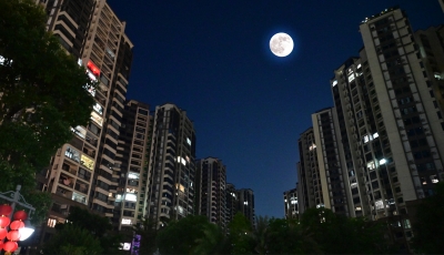 “最晚中秋”遇上“超级月亮”，快抬头看！