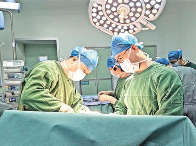 13岁少年外伤肝破裂！中山大学附属第三医院粤东医院创伤中心多学科无缝衔接挽救成功