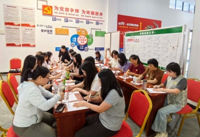 指尖舞动 与心对话！梅江区城北镇开展艺术疗愈沙龙活动