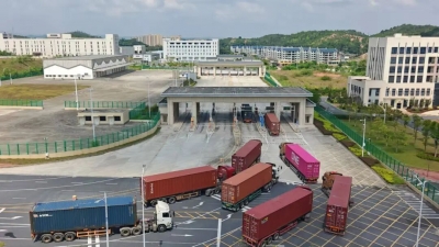 双节“不打烊”！梅州综保区以“满格状态”服务实体经济发展 