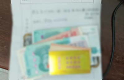 捡到钱了怎么办？两起警民携手的暖心接力开始了...