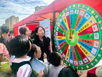 今天，我们一起致敬“环卫橙”~