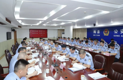 盛世华诞，平安有我！梅县公安全力筑牢“双节”安全屏障