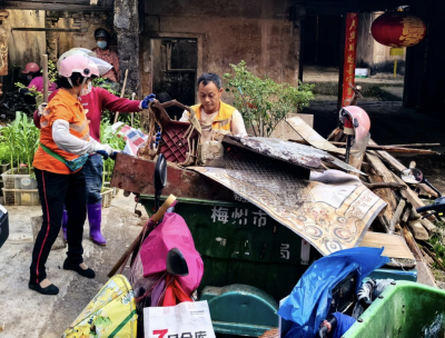 多措并举防控蚊媒传染病！梅江区西郊街道集中清拆破旧老屋