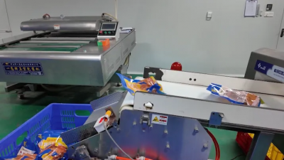 “周黑鸭”“陈小鸽”联名款“卤乳鸽”零食今日全国发售