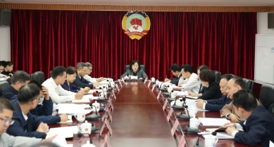 杨朝晖主持召开市政协党组（扩大）会议暨党组理论学习中心组专题学习会：以感恩奋进之心凝聚梅州苏区 加快振兴共同富裕的共识力量
