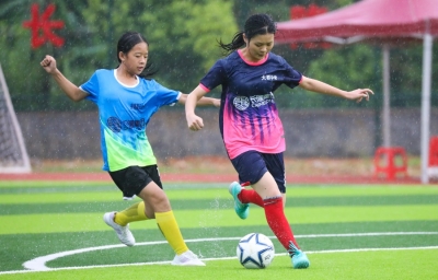 爱心球场遍梅州 山海同心筑绿茵！广东长隆集团赋能梅州乡村足球发展综述