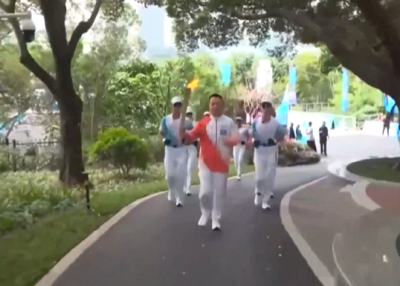 直播丨一起来看第十五届全国运动会火炬传递