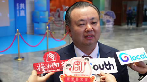 梅州V视丨加拿大全加客属联谊会主席 、半岛加拿大控股集团董事长王文康：有太阳的地方就有客家人！