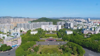 梅县区广大干群认真学习党的二十届四中全会精神