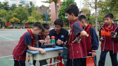 运动点燃激情，科技放飞梦想！嘉应学院无人机炫舞梅县区畲江镇