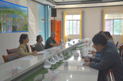 伍德凤到平远县走访挂点服务“四上”企业 树牢服务意识 精准助企纾困