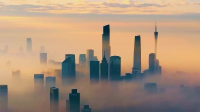 纪录片《怒放》下集《与爱同行》