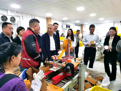 省人大法制委副主任委员黄伟忠到兴宁开展立法调研