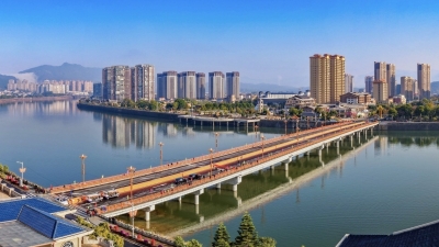 蕉岭中华大桥今日正式通车