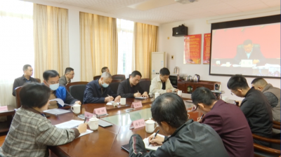 蕉岭组织收看收听保护鸟类和打击非法捕猎贩卖鸟类工作会议