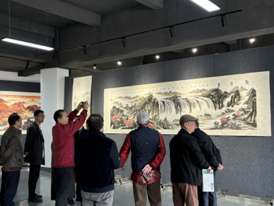 《岁启新元·翰墨迎春》蓝新安书画作品展在梅州市文化馆开幕