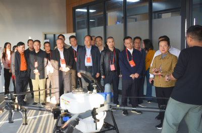 市人大常委会组织在梅全国、省人大代表开展集中视察:看变化察实情献良策促发展