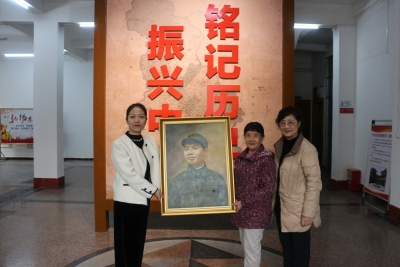 伍晋南相关文物史料入藏兴宁市历史纪念馆