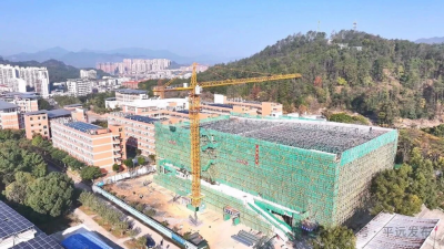 平远中学恒胜文体综合楼建设稳步推进 预计八月竣工迎校庆