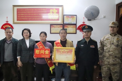 荣光传家乡！大埔县军地联合为三等功军人家属送喜报