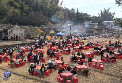 肉香飘十里！平远贤关村杀猪宴今日开席，你去了吗？