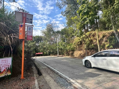 会喊话、能监控！梅江区 “电子护林员” 智慧防火哨卫杆上线！