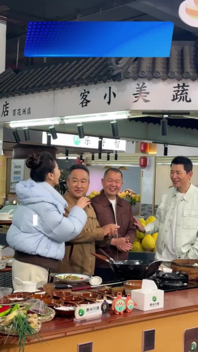 梅州V视丨客家酿豆腐新吃法 一口入魂 专业寻味团直呼好吃过瘾