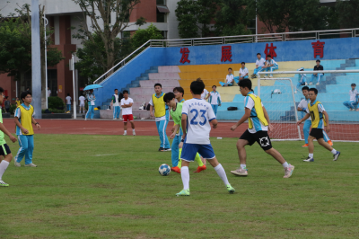五华县高级中学双特色办学书写育人新篇 绿茵逐梦强体魄 国防铸魂育新人