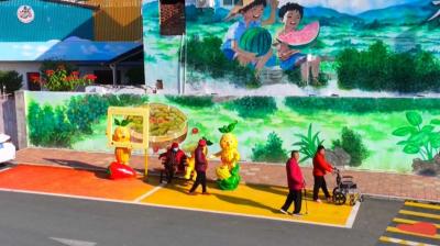 斑驳老墙面，变身高颜值彩绘墙画！平远东石这样扮靓新农村！