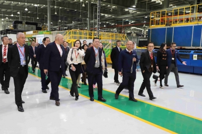 香港中华总商会考察团来梅考察：共商合作 共谋发展