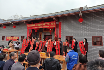 “咔嚓”，定格幸福！兴宁市罗岗镇坳下村文化下乡活动系热闹~