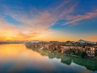 央视首播！《文脉春秋・梅州》CCTV-1定档明日18时18分