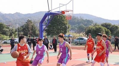 以赛为媒聚乡情！丰顺县汤西镇新兴村举办首届“春声杯”篮球邀请赛
