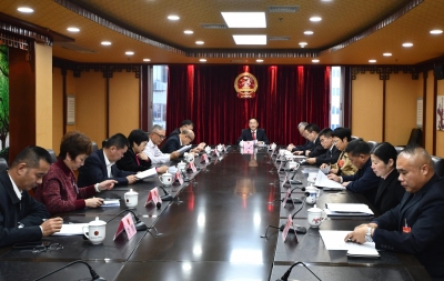 市八届人大六次会议议案审查委员会会议召开  初步拟定代表建议75件  