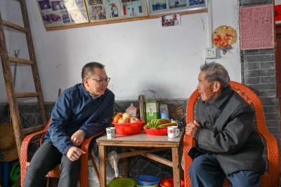 周小勇开展春节前走访慰问活动