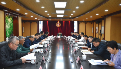 市人大常委会召开党组会议和理论学习中心组学习会：发挥人大职能作用 助推高质量发展