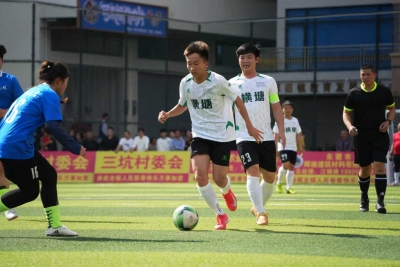 五华县郭田镇贺岁杯足球赛，燃情开赛！