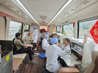 爱从手臂延伸！兴宁市径南镇组织开展无偿献血活动