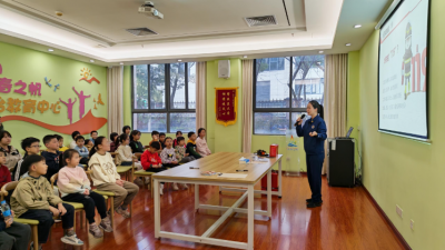 梅江消防联合市检察院开展未成年人消防安全普法培训活动