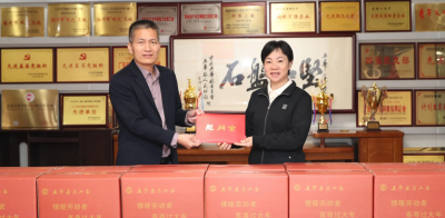 钟秀堂开展春节前“送温暖”慰问活动  把党和政府的温暖送到群众心坎上