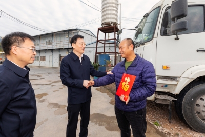 马正勇到梅县区开展基层慰问活动：扎实做好各项服务保障  用心用情解决基层困难