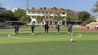 2026梅县区南口镇贺岁杯足球赛鸣哨开赛