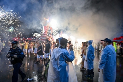 火龙飞舞庆元宵，丰顺公安“火”力全开保平安！