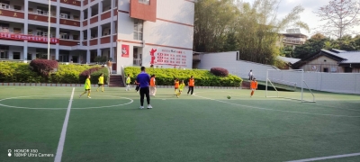 肩一小学举行2026年“校长杯“班际足球赛”