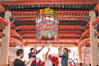 周继章 | 闽西“出新丁”与梅州“上灯节”  